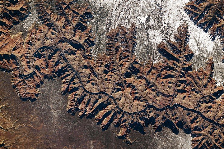 A Grand, Snow-Rimmed Canyon – NASA Science A Grand, Snow-Rimmed Canyon - NASA Science