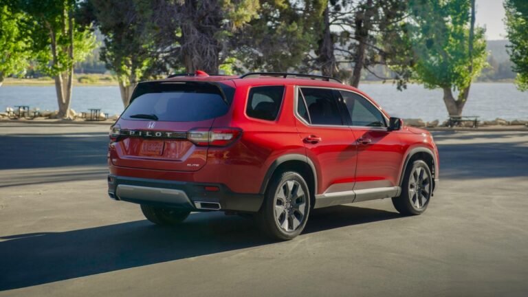2026 Honda Pilot: The family crossover gets the quiet treatment Automotive News, a Crain Family brand