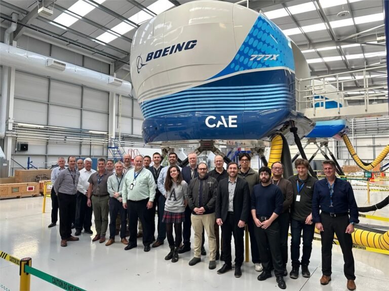 Boeing Receives Initial Qualification for 777-9 Training Dev