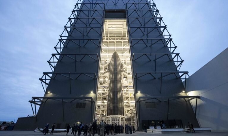 Elon Musk pivots SpaceX plans to Moon base before Mars