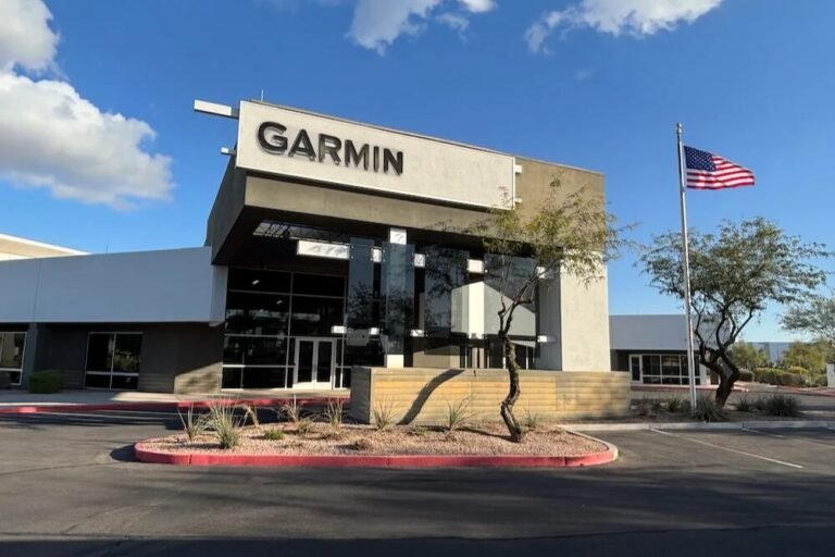 Garmin opens Mesa Gateway aviation flight test center