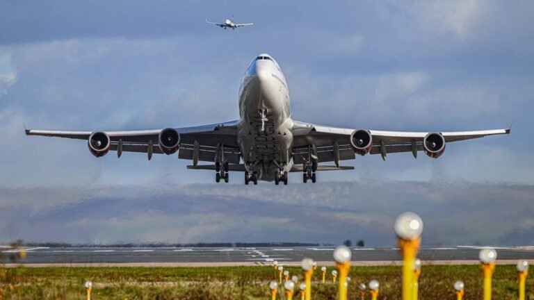 How Much Does A Boeing 747-400 Cost In 2026?