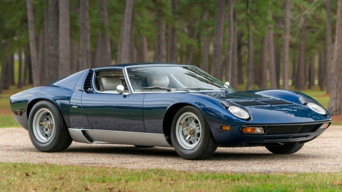 Lamborghini’s Miura SV Is a Blue-Chip Investment in Style and Status Lamborghini’s Miura SV Is a Blue-Chip Investment in Style and Status