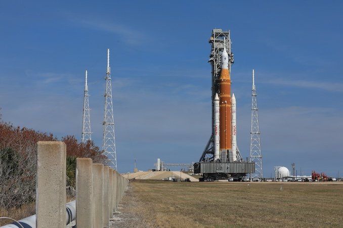 SLS rocket hauled back to VAB for repairs – Spaceflight Now SLS rocket hauled back to VAB for repairs – Spaceflight Now