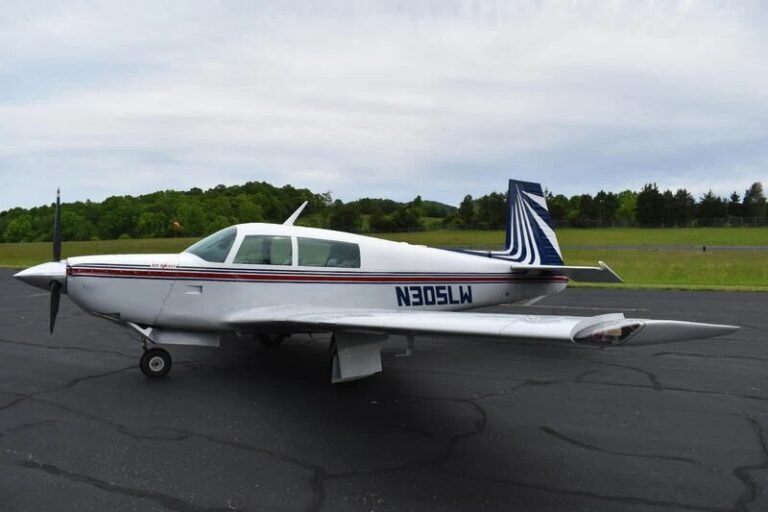1980 Mooney M20K 305 Rocket [Credit: Bobby Loomis]