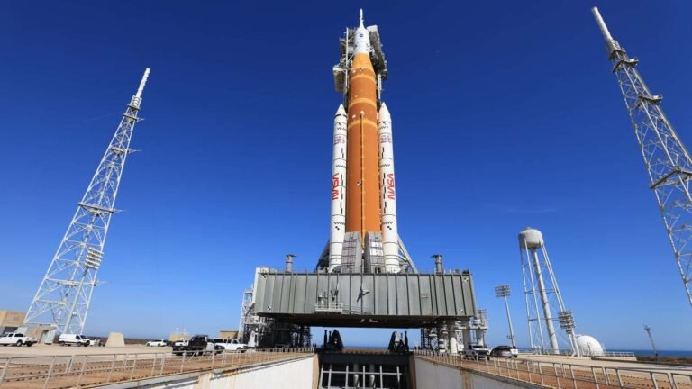 Deutschlands erste Boeing P-8A Poseidon landet in Nordholz.