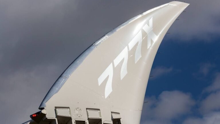 Why Do The Boeing 787’s Engines Have Chevrons & The 777X’s Don’t? Why Do The Boeing 787’s Engines Have Chevrons & The 777X’s Don’t?
