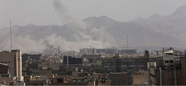 Air traffic in the Middle East comes to a standstill Air traffic in the Middle East comes to a standstill