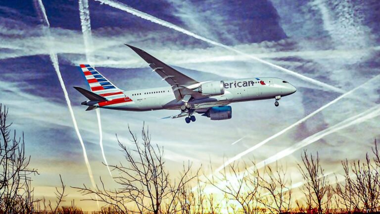 American Airlines’ Newest Solution To Get Rid Of Contrails