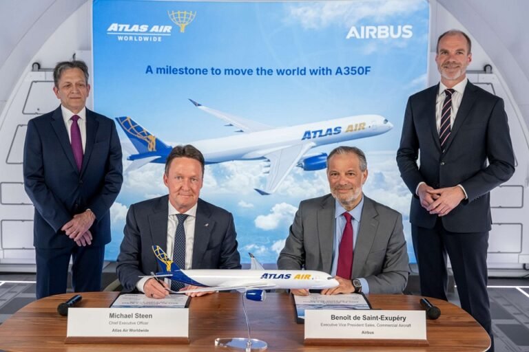 Atlas Air/Airbus A350F signing ceremony