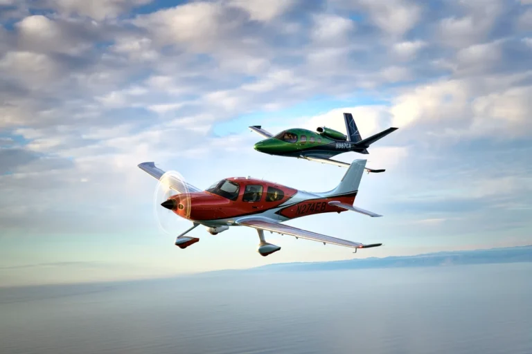 Cirrus delivers 691 SR Series, 106 Vision Jets in 2025 Cirrus delivers 691 SR Series, 106 Vision Jets in 2025