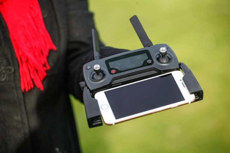 Do you need a cell phone plan to fly a drone?