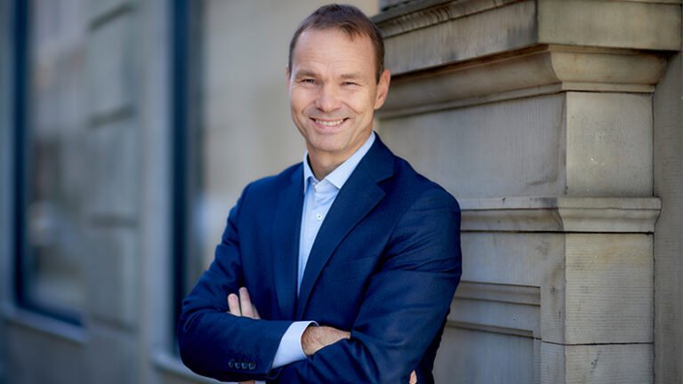 Gard books underwriting deficit