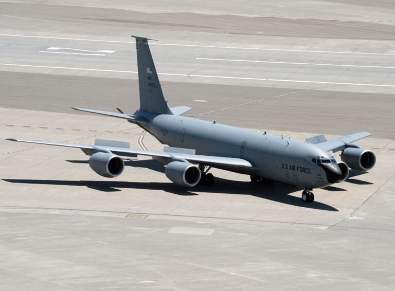 KC-135