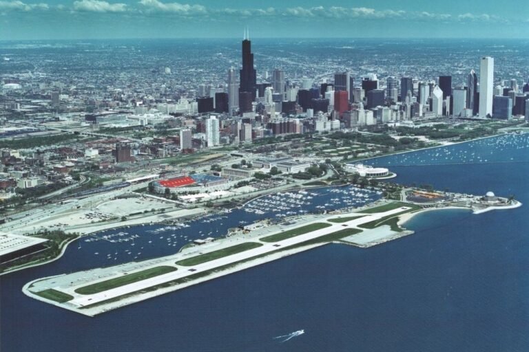 Meigs Field was the best way to fly into Chicago for GA pilots—before it was destroyed in March 2003. [Courtesy Friends of Meigs Field]