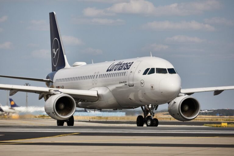 Lufthansa Airbus A320