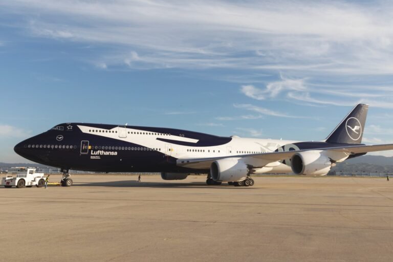 Boeing 747-8 with registration D-ABYN