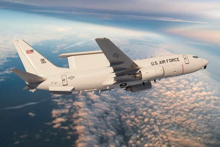 Pentagon awards $2.3 billion contract to Boeing for the E-7A prototype Pentagon awards $2.3 billion contract to Boeing for the E-7A prototype