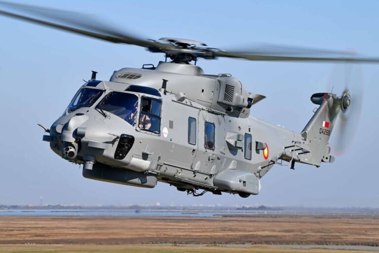 Qatar Emiri Air Force helicopter crash kills seven personnel – FlightGlobal