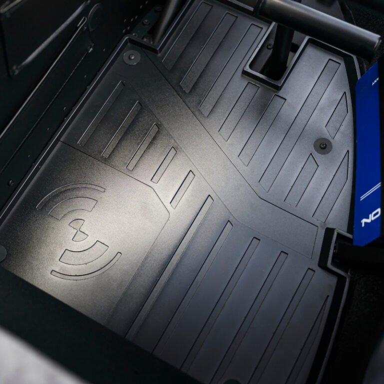 Robinson launches R44 Utility Robinson launches R44 Utility