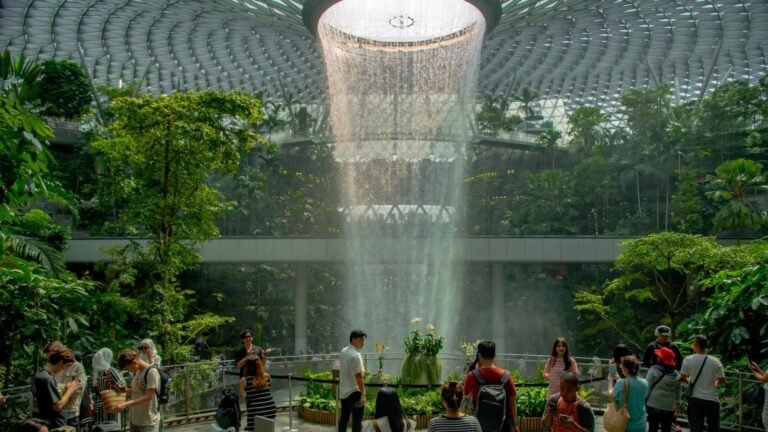 This Asian Airport Extends Reign As World's Best After Hamad Airport Withdrawal