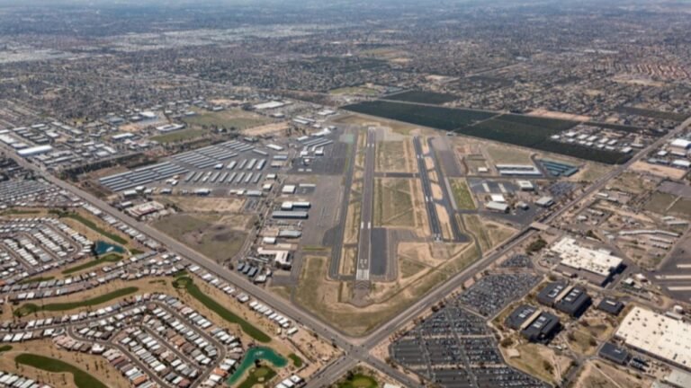 Two U.S. airports to introduce landing fees for general aviation aircraft