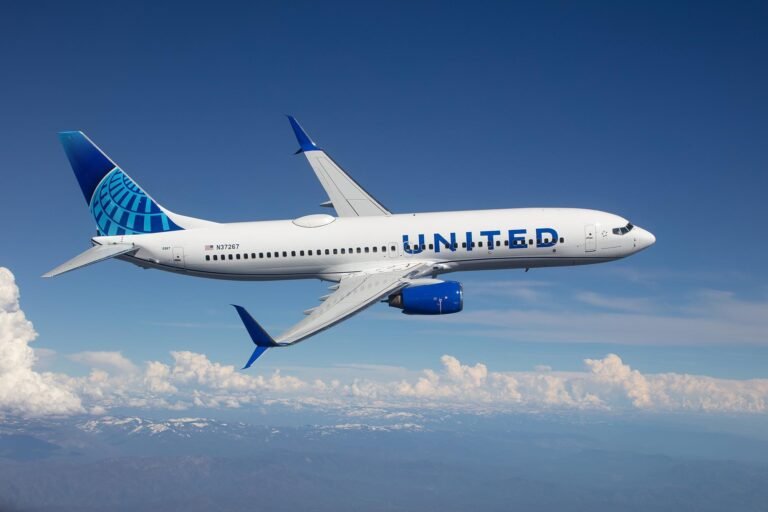 United unveils first of 10 MAXs to replace 737-800s in Guam