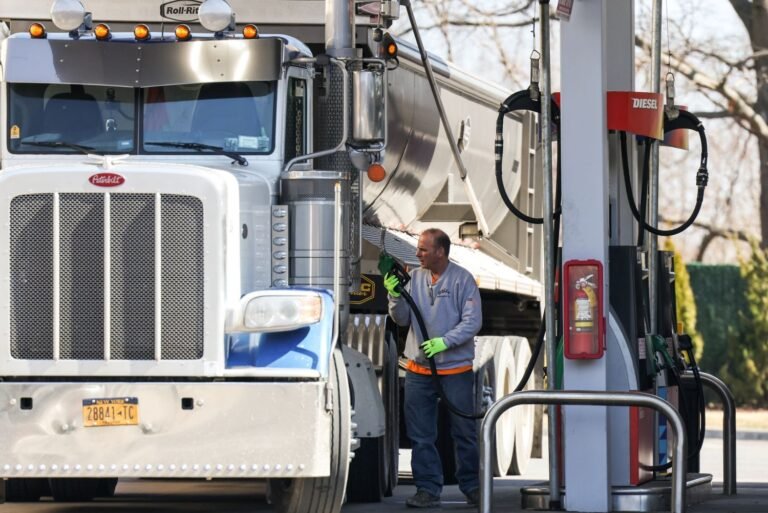 War hands railroads the ‘gift’ of higher diesel prices Journal of Commerce Logo