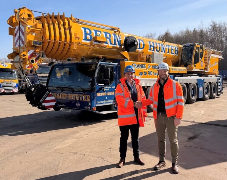 300 tonner for Bernard Hunter