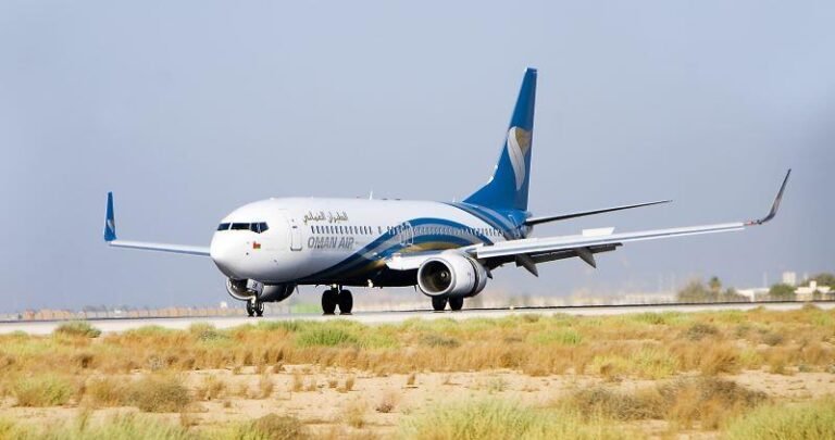 Oman Air 737-800