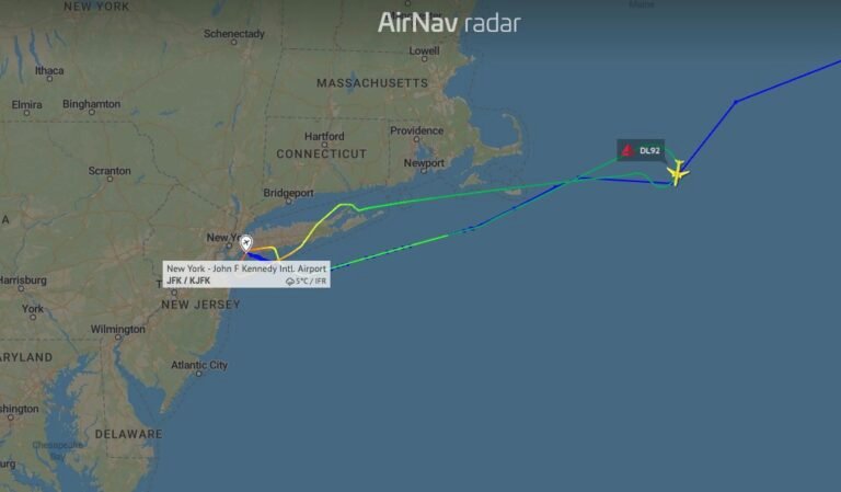 Another over 30-year-old Delta Boeing 767 was forced to return to origin airport