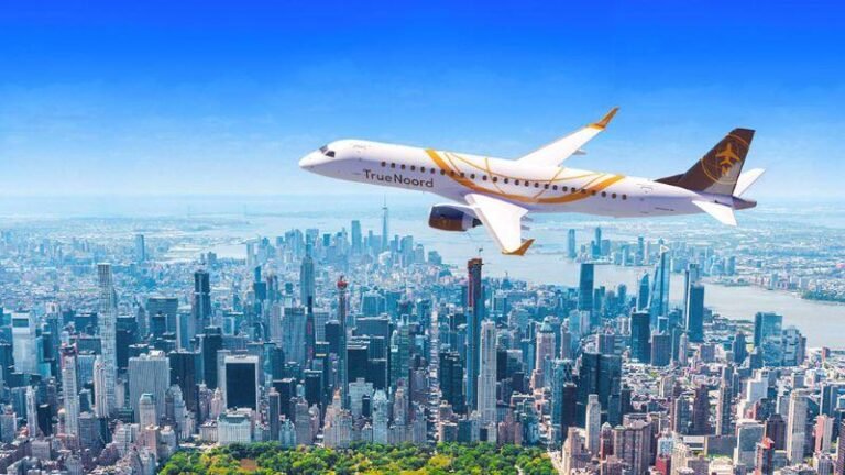 Truenoord aircraft above New York