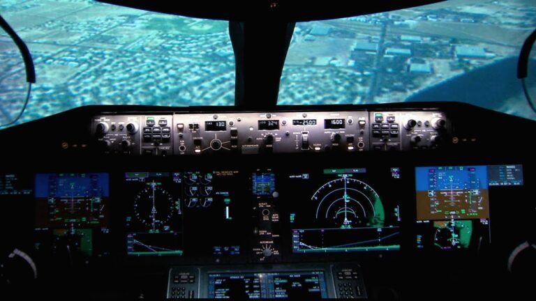 Boeing flight deck with glass digital flight deck changes. (Image: Boeing)