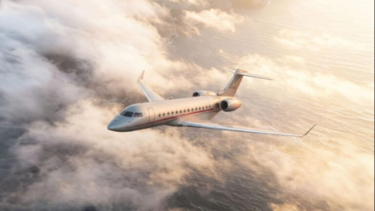 Bombardier delivers Vista's first Global 8000 to London service center