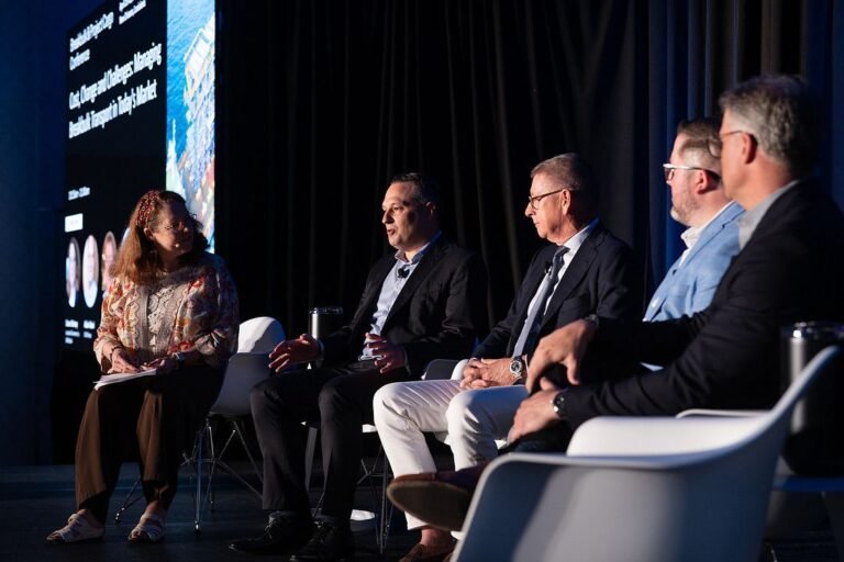 Journal of Commerce Logo