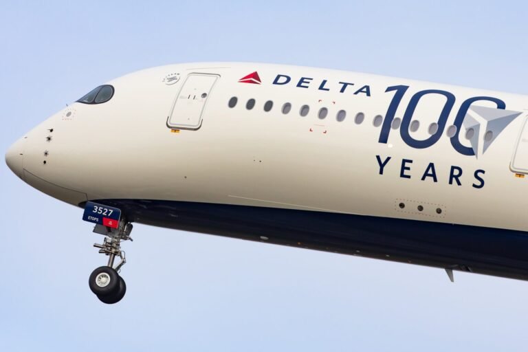 Delta ‘best positioned to navigate’ turmoil despite Q1 loss