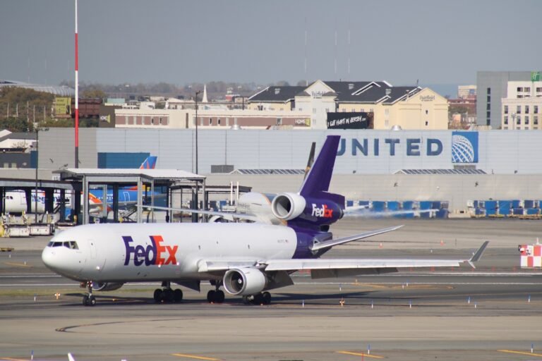 FedEx MD-11F at Newark Liberty International Airport