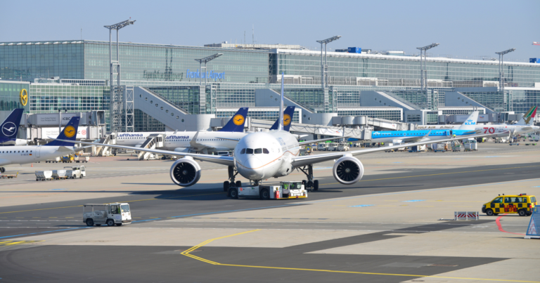 Flughafen Frankfurt: IT-Störung beeinträchtig den Betrieb Flughafen Frankfurt: IT-Störung beeinträchtig den Betrieb