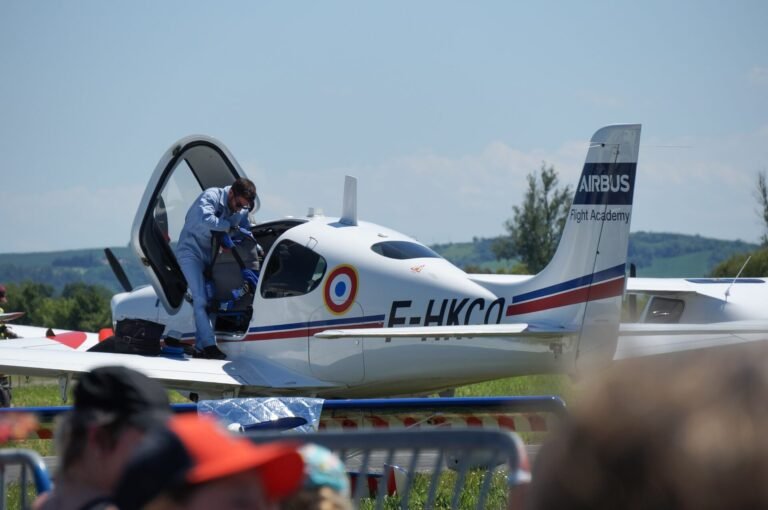 French Air Force Cirrus SR-20 crashes in southern France