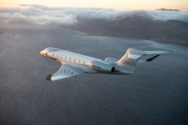 Gulfstream set a quarterly record for jets delivered, per General Dynamics earning report