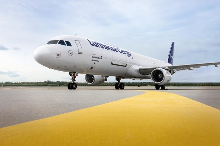 Lufthansa Cargo Airbus A321F