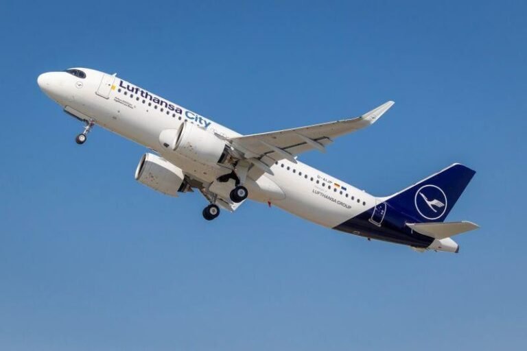 Lufthansa Reaches Labor Agreement With Verdi For City Airlines Lufthansa City Airlines aircraft inflight