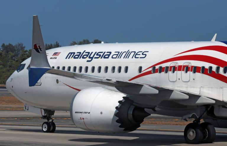 Malaysia Airlines Sees Strong Potential in New China, Japan Routes Malasyia Airlines 737-8