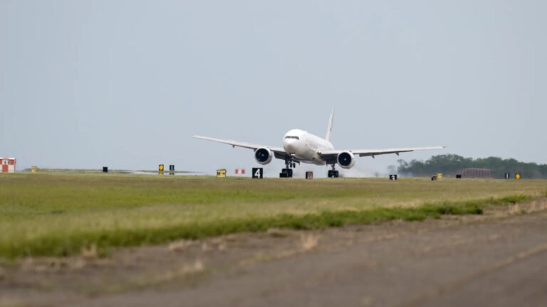NASA Boeing 777 arrives at Langley in Virginia