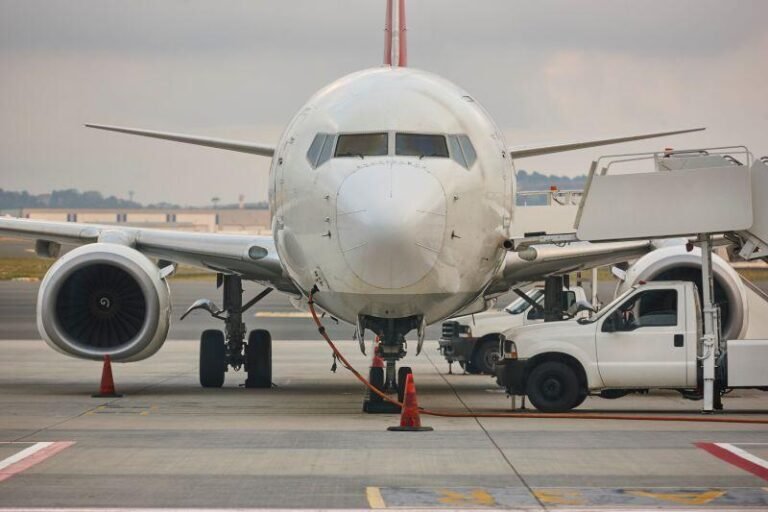 generic aircraft being refueled