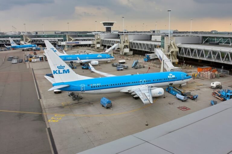 Schiphol gives discount to airlines to ease Iran war impact