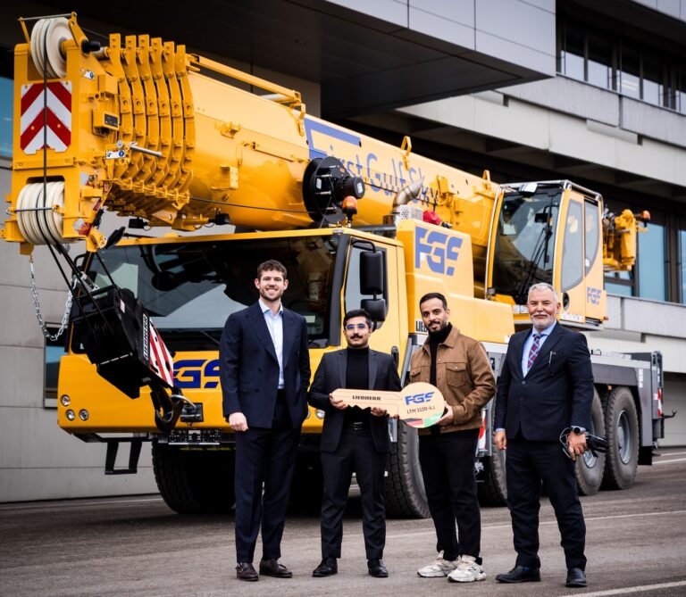 Twin 120 tonners for Saudi