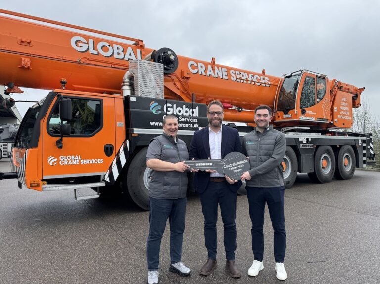 Twin 250 tonners for Global