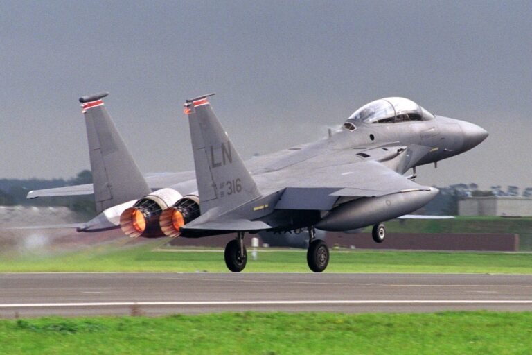 Video shows alleged rescue op after F-15E crash over Iran