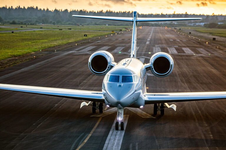 Washington Governor signs new bill to repeal 10% luxury tax on aircraft